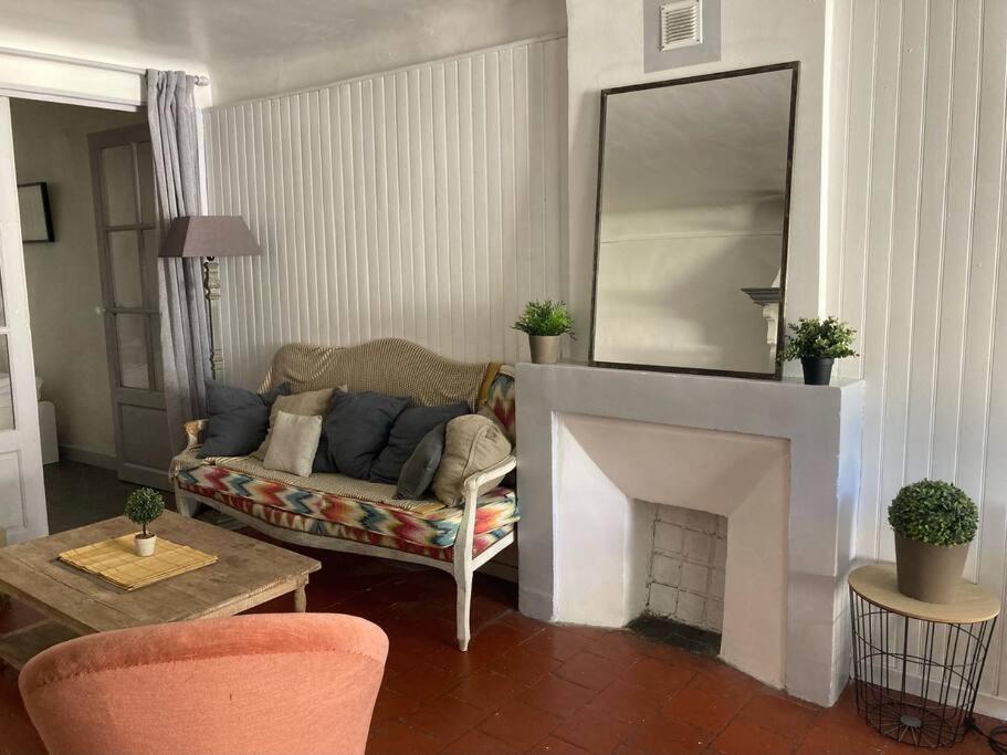Superbe T2 Au Coeur D'Aix-En-Provence Apartment Luaran gambar