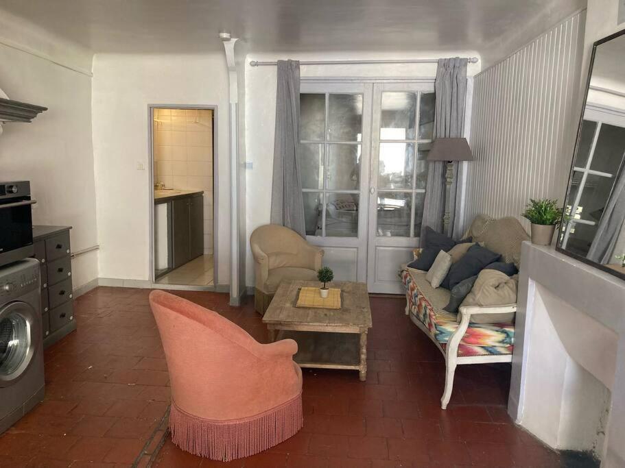 Superbe T2 Au Coeur D'Aix-En-Provence Apartment Luaran gambar